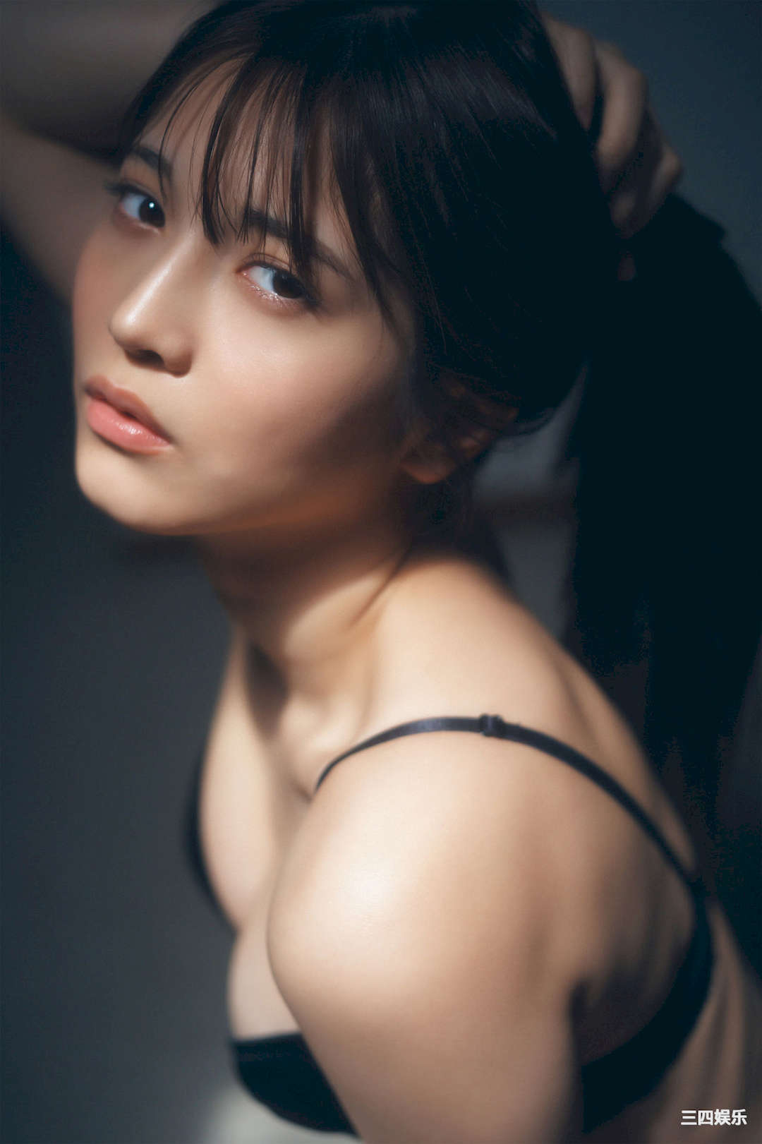 黑崎菜菜子写真集《浴衣姿が乱れて　ロング・バージョン》高清全本