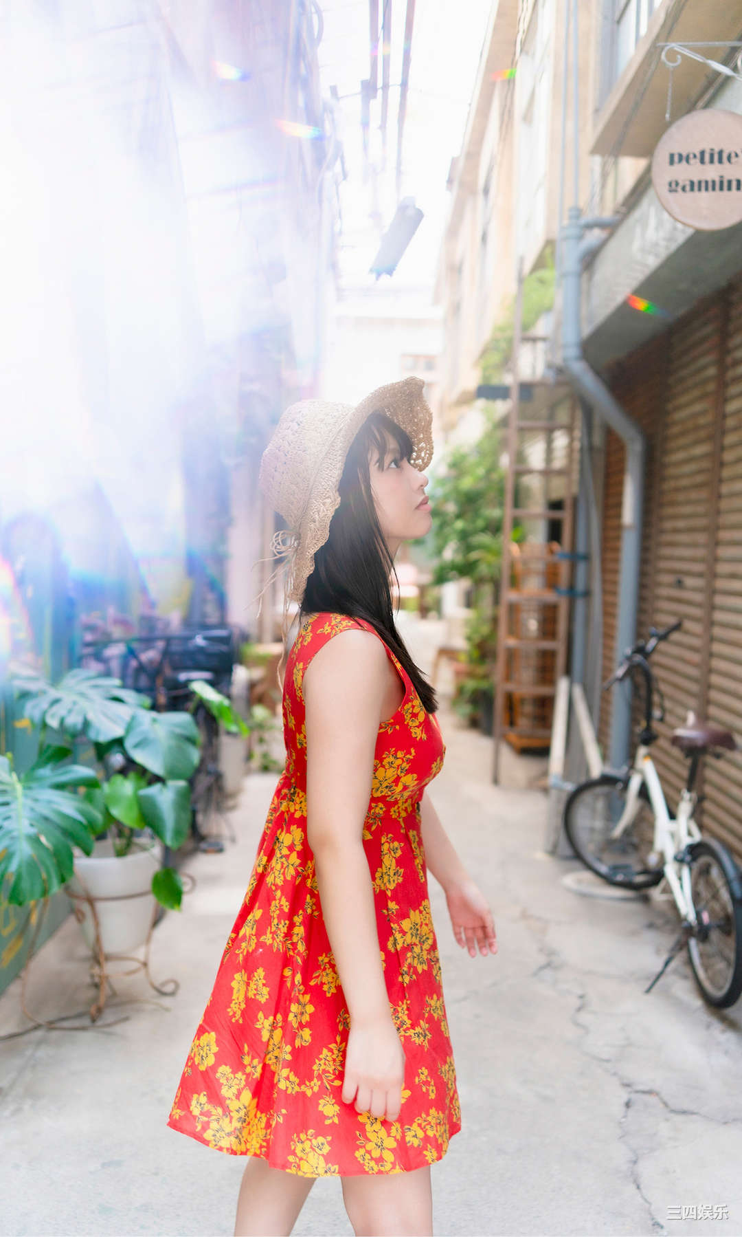 本乡柚巴写真集《大人ゆずはじめました》高清全本