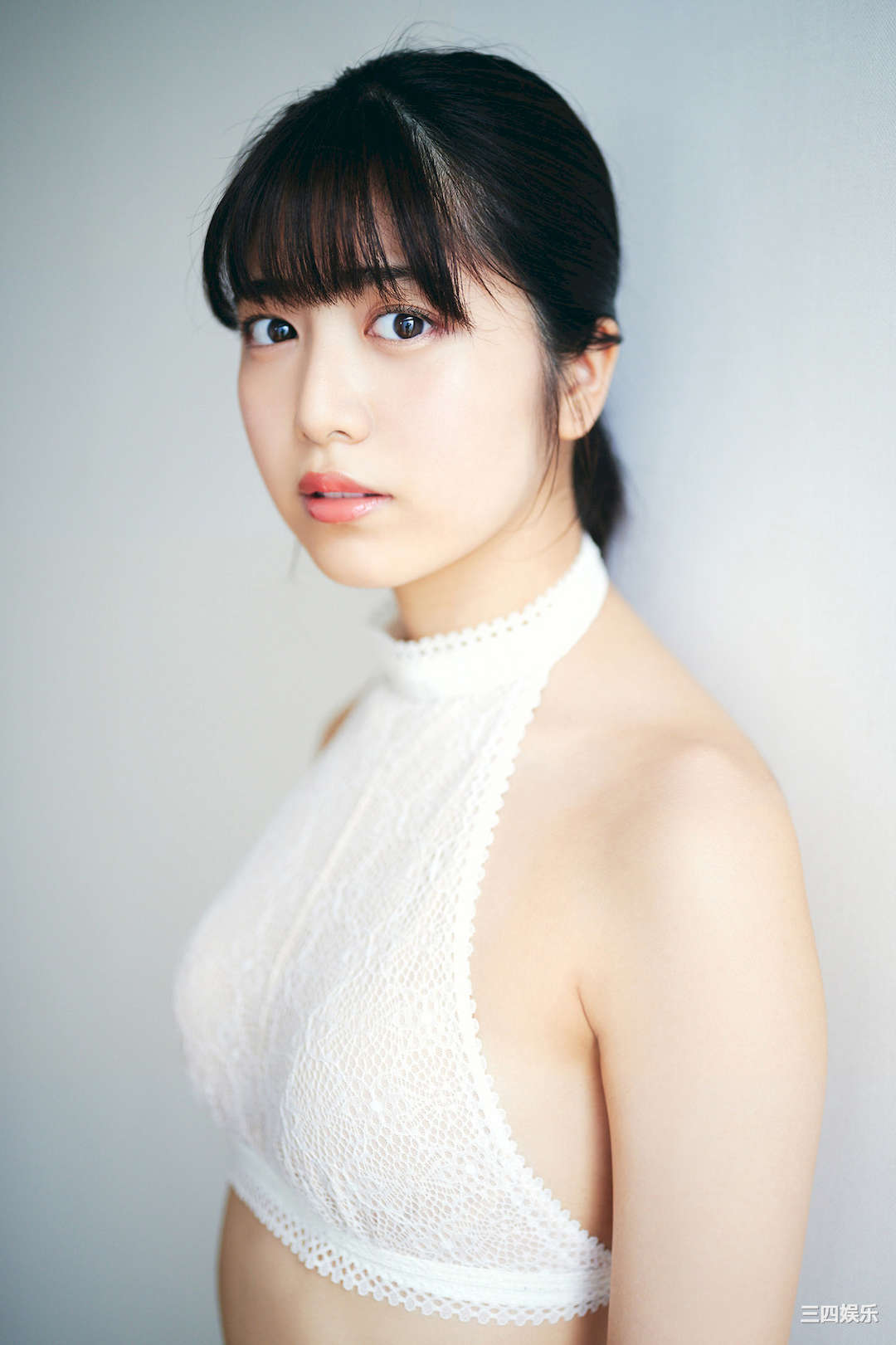 吉田莉樱写真集《オトナの色香ｖｏｌ．１》高清全本