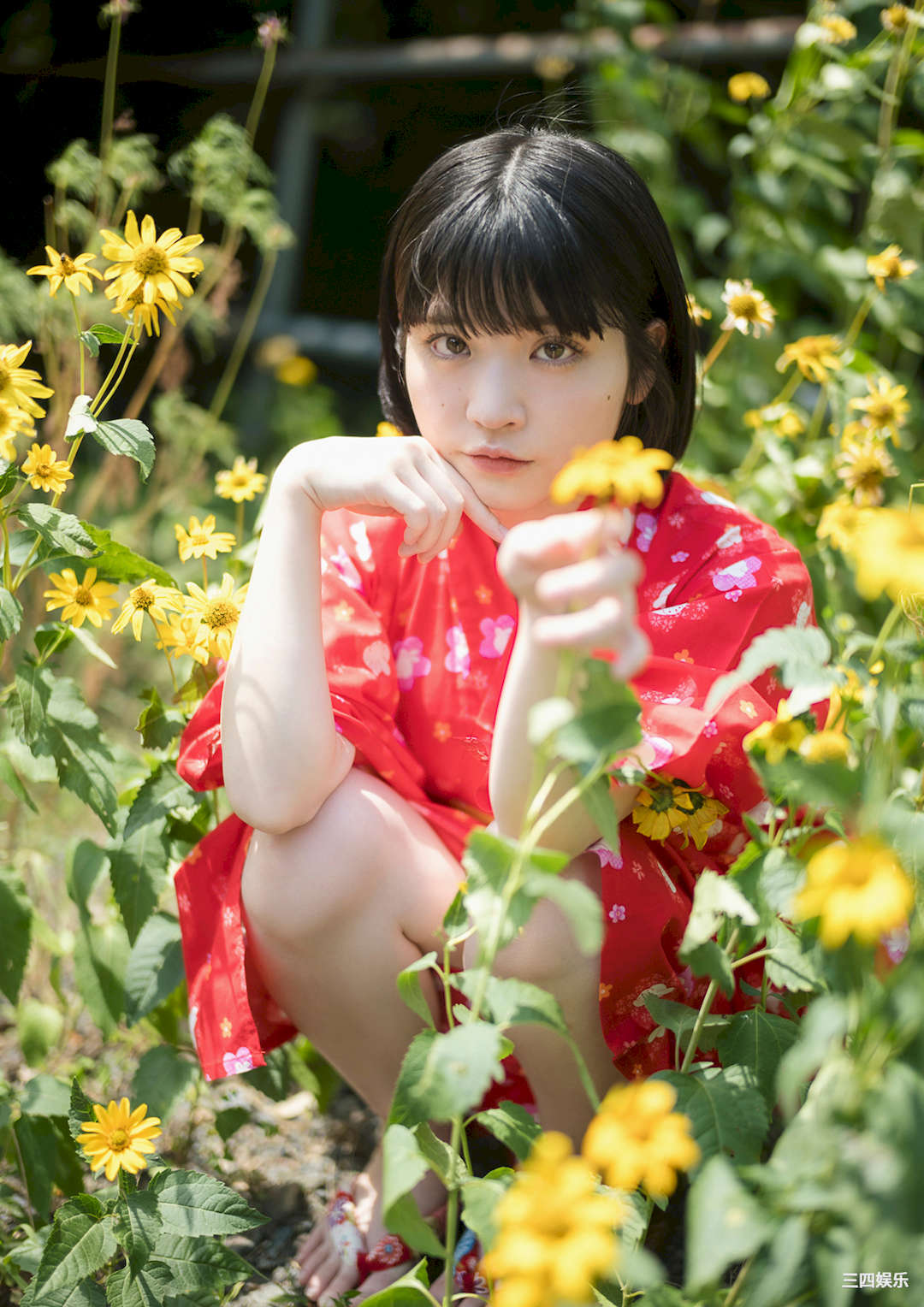 根本凪写真集《夏の終わりと、鐘の音。》高清全本