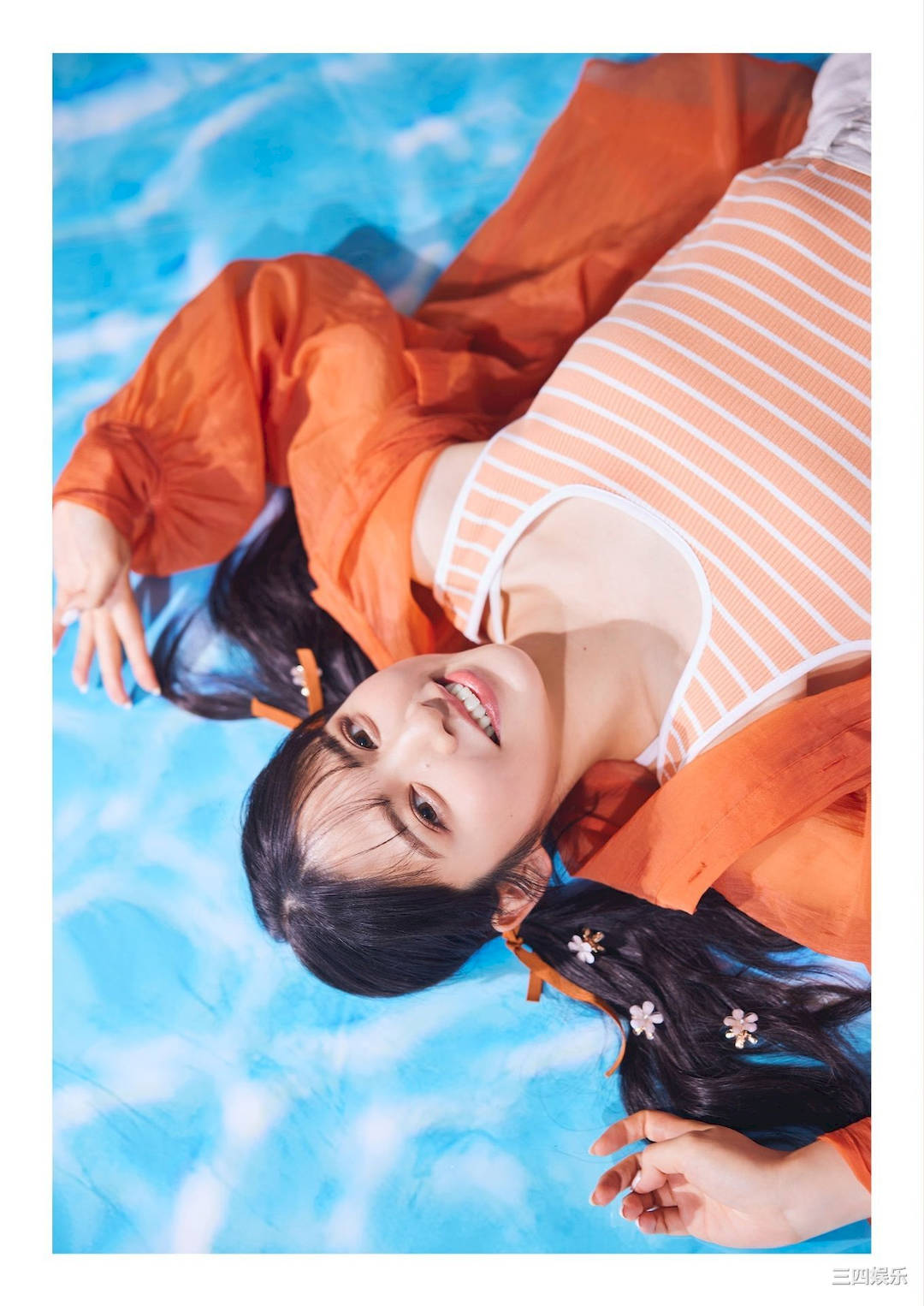 FRUITS ZIPPER写真集《#ふるっぱー in SUMMER！！！》高清全本