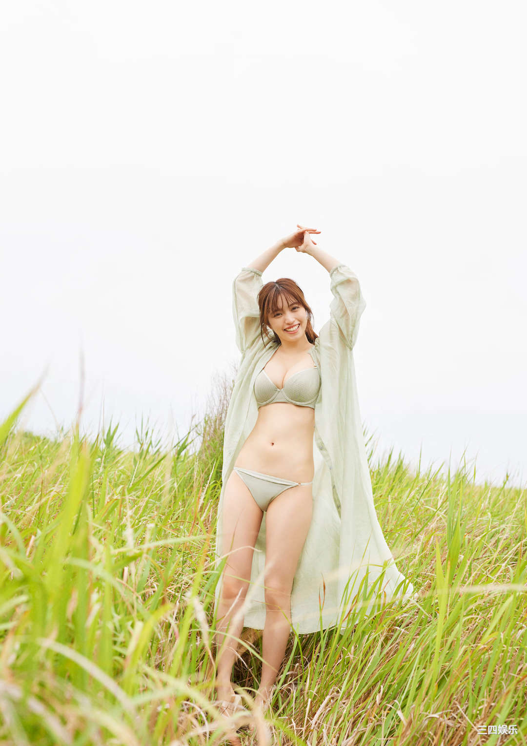 村岛未悠写真集《Three Miles to The Heaven》高清全本