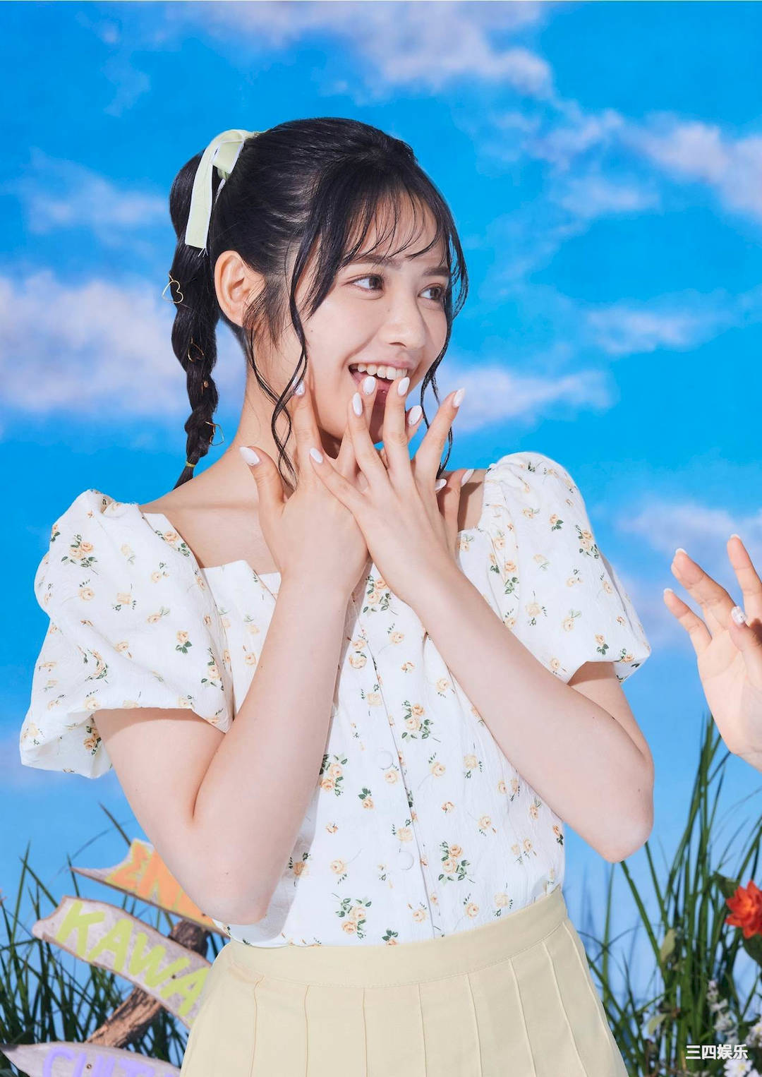 FRUITS ZIPPER写真集《#ふるっぱー in SUMMER！！！》高清全本