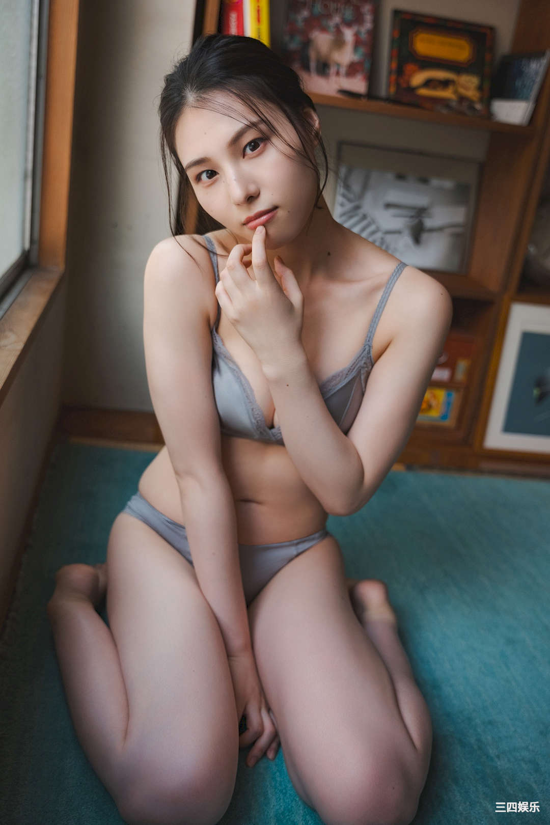 相乐伊织写真集《夏の部屋で、伊織と。》高清全本