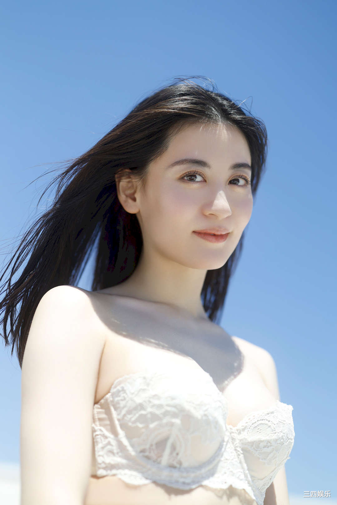 上西惠写真集《純白の艶肌》高清全本