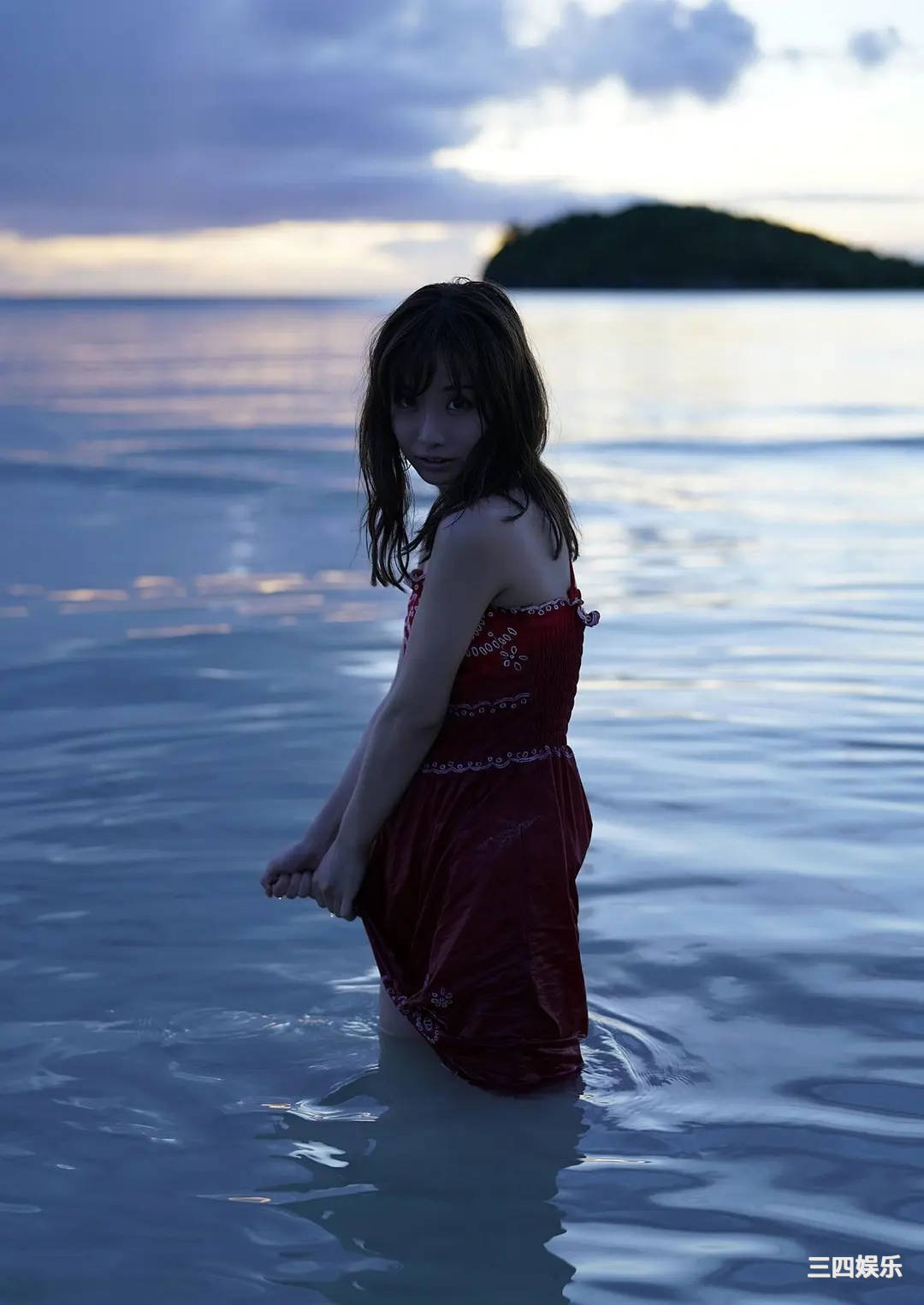 柴田阿弥写真集《WIN WIN》高清全本