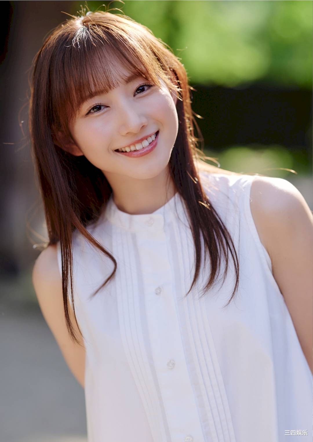 青山渚写真集《『彼女にしたい声優』と一泊温泉旅行》高清全本