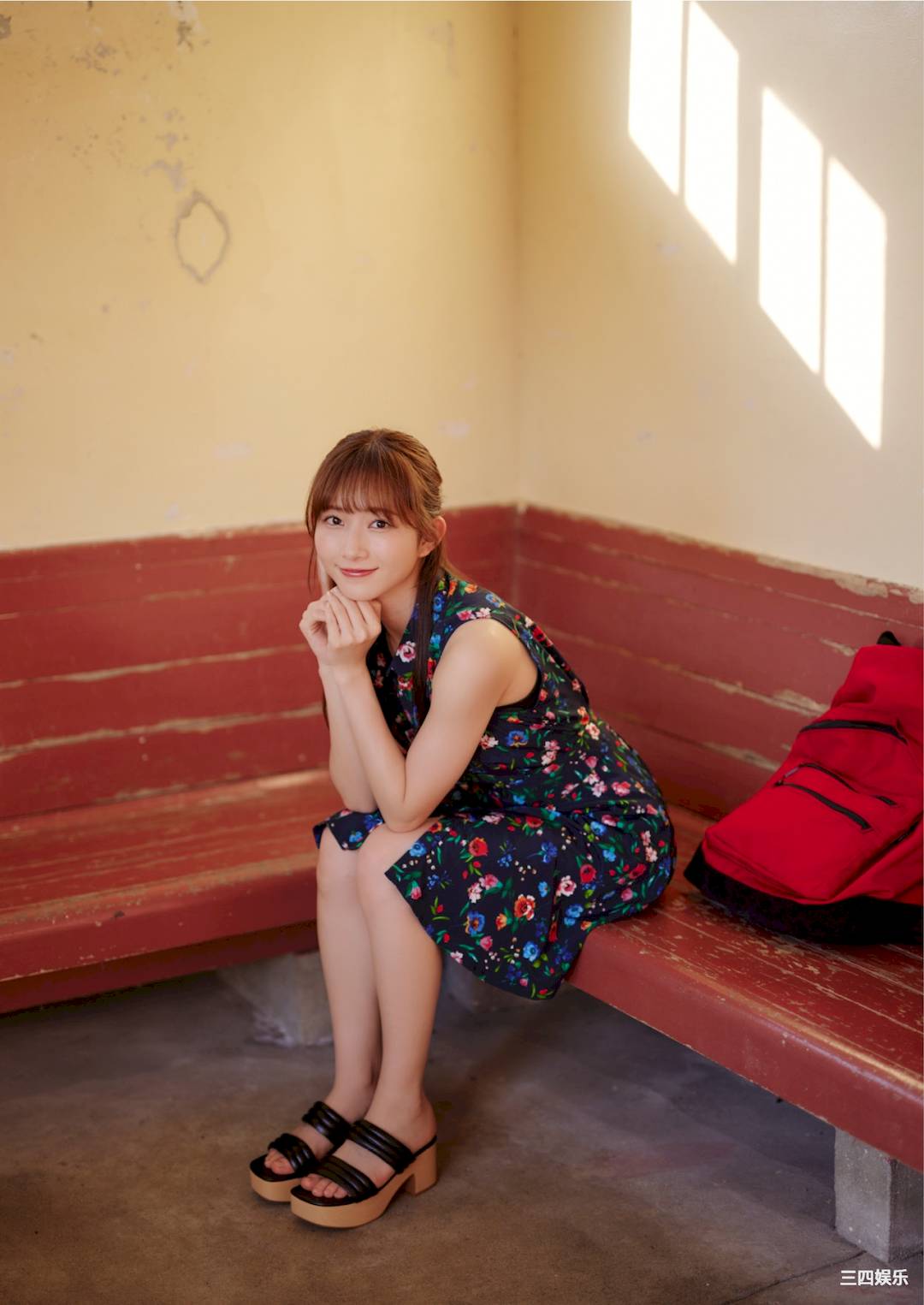 青山渚写真集《『彼女にしたい声優』と一泊温泉旅行》高清全本