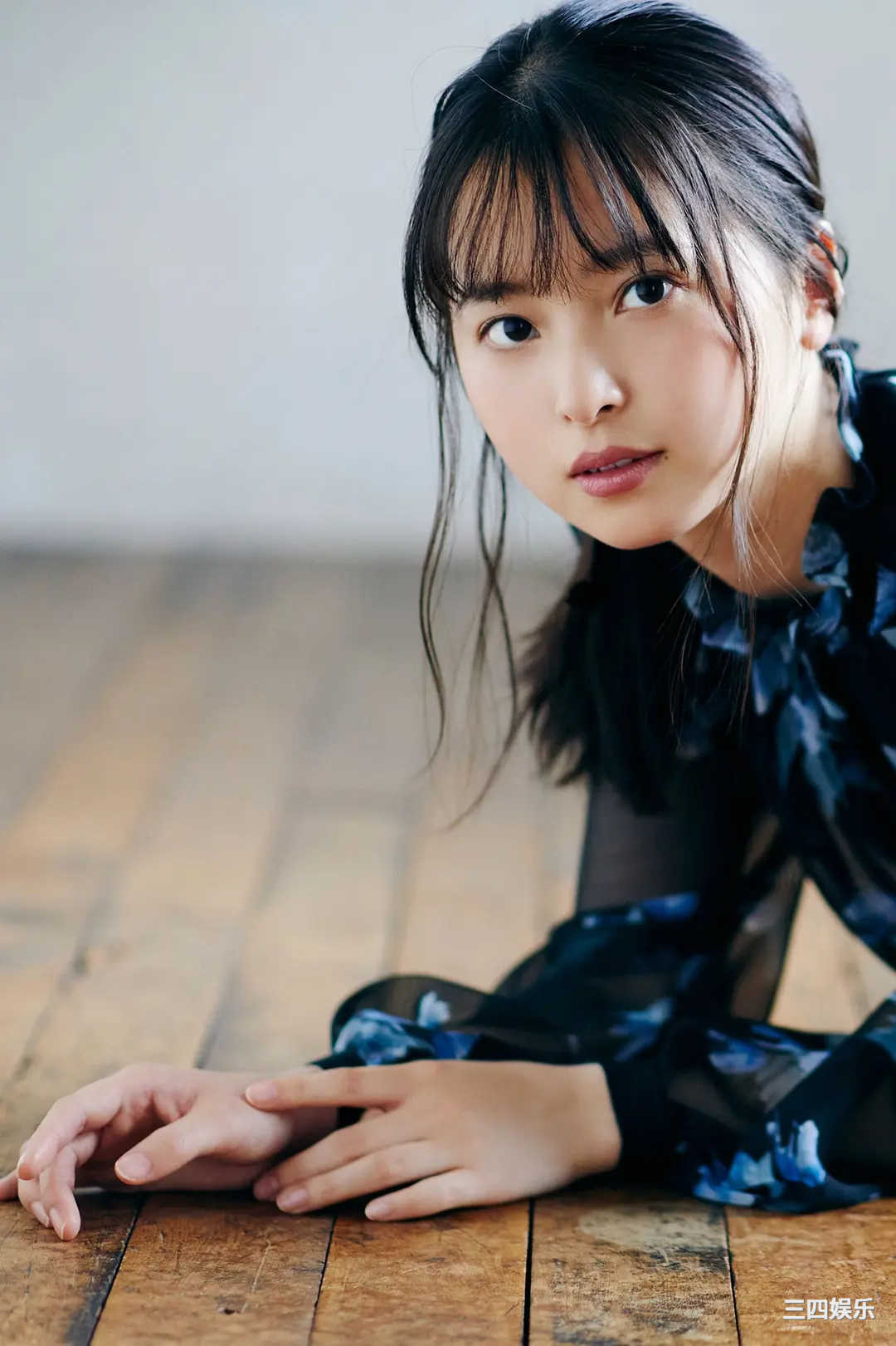 饭沼爱写真集《WHITE graph デジタル写真集》高清全本