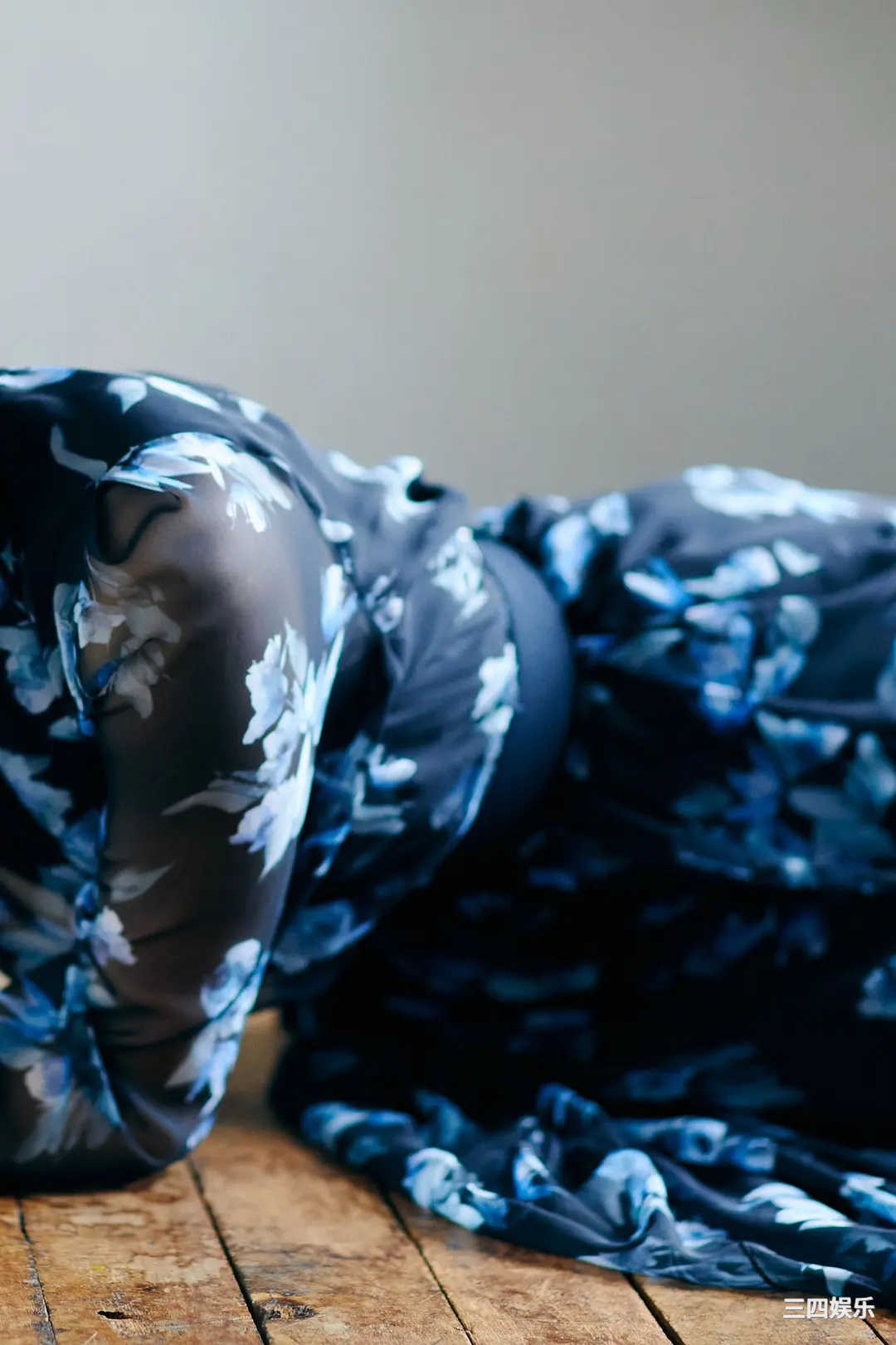 饭沼爱写真集《WHITE graph デジタル写真集》高清全本