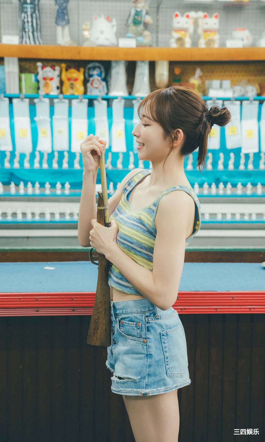 青山渚写真集《夏休みは終わらない。》高清全本