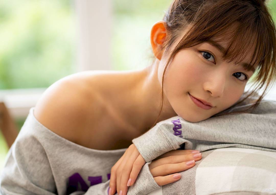 青山渚写真集《彼女にしたい声優No.1》高清全本