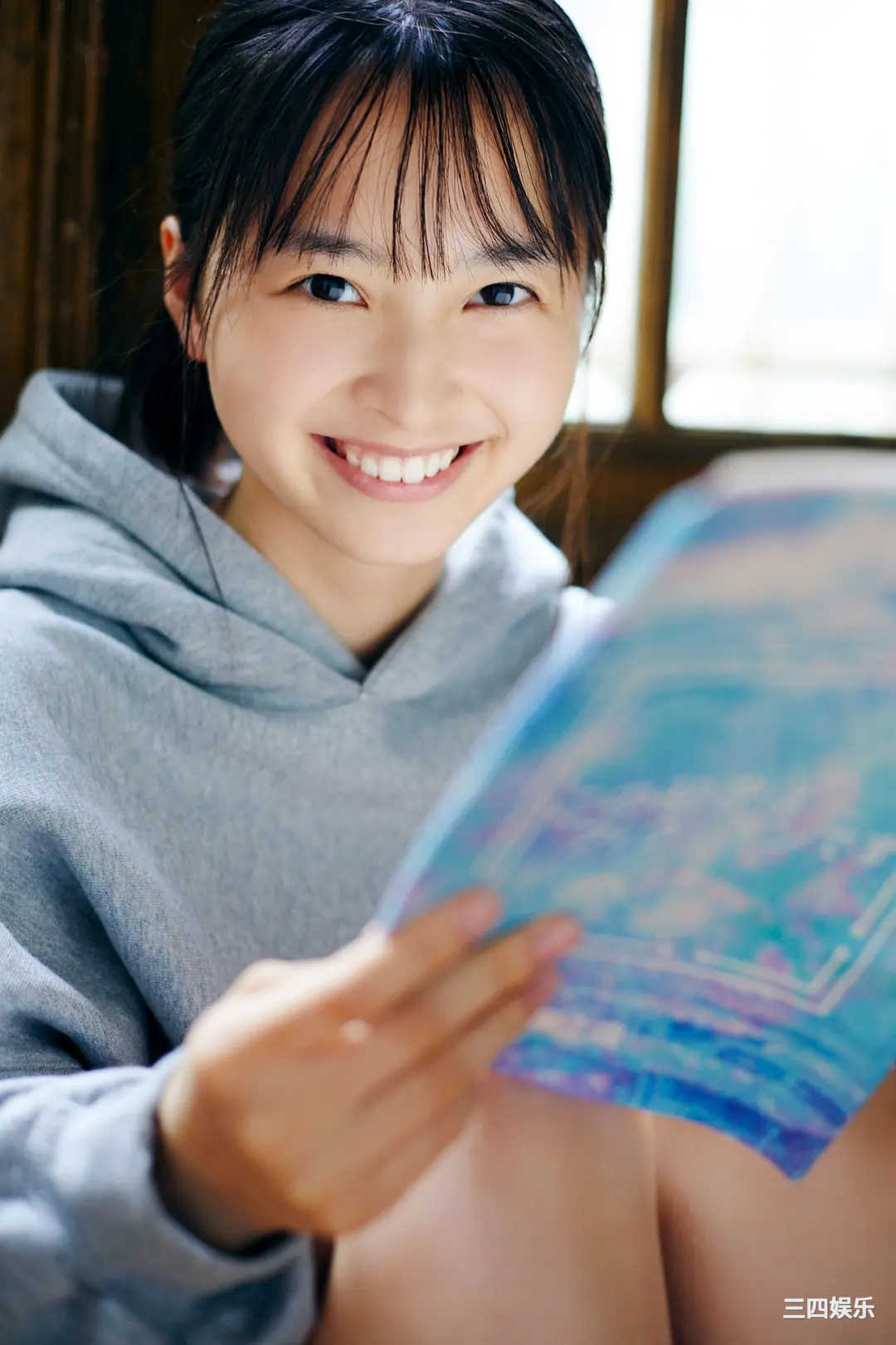 饭沼爱写真集《WHITE graph デジタル写真集》高清全本