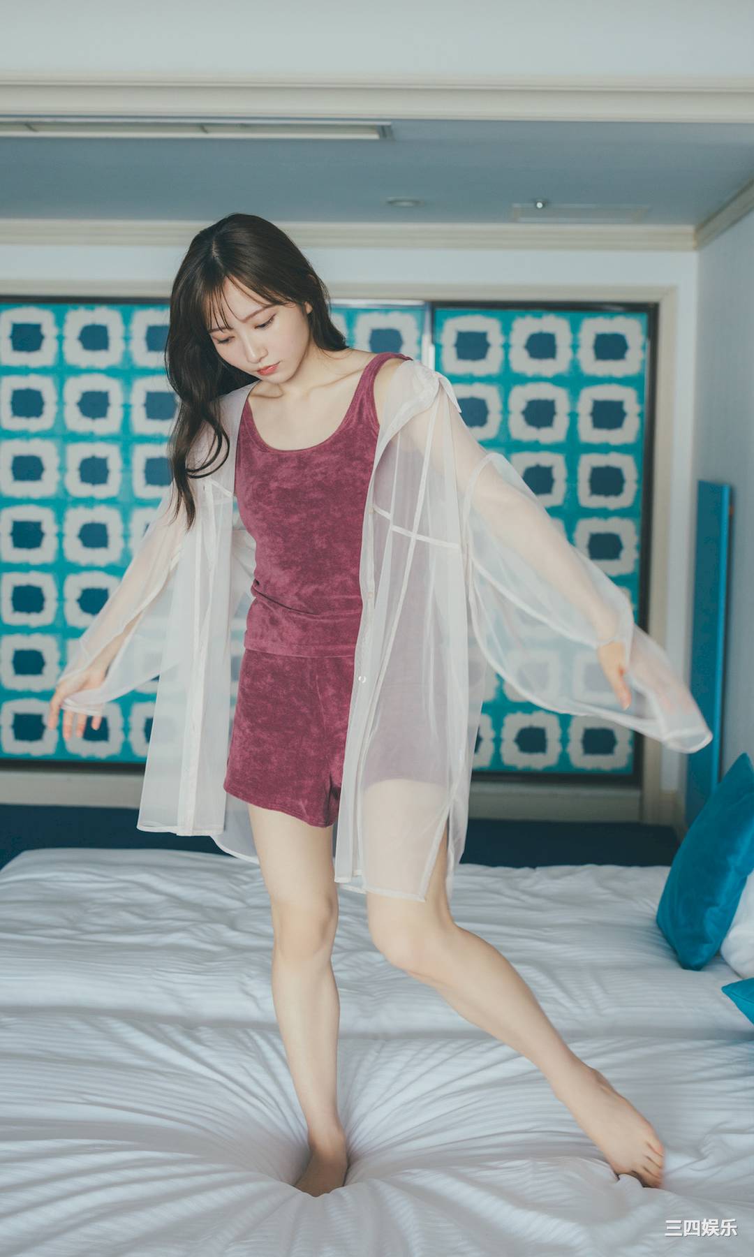 青山渚写真集《夏休みは終わらない。》高清全本