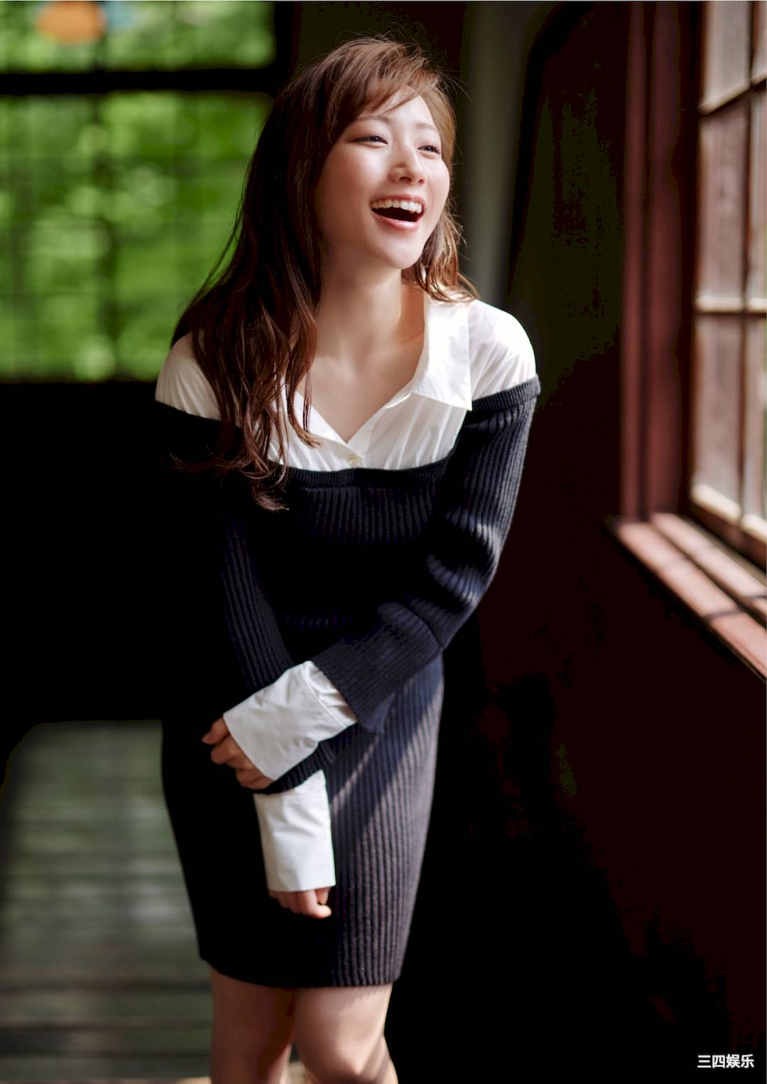 青山渚写真集《『彼女にしたい声優』と一泊温泉旅行》高清全本