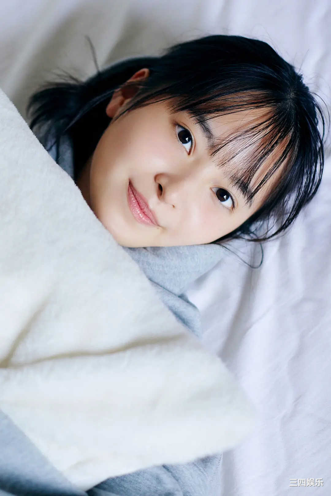 饭沼爱写真集《WHITE graph デジタル写真集》高清全本