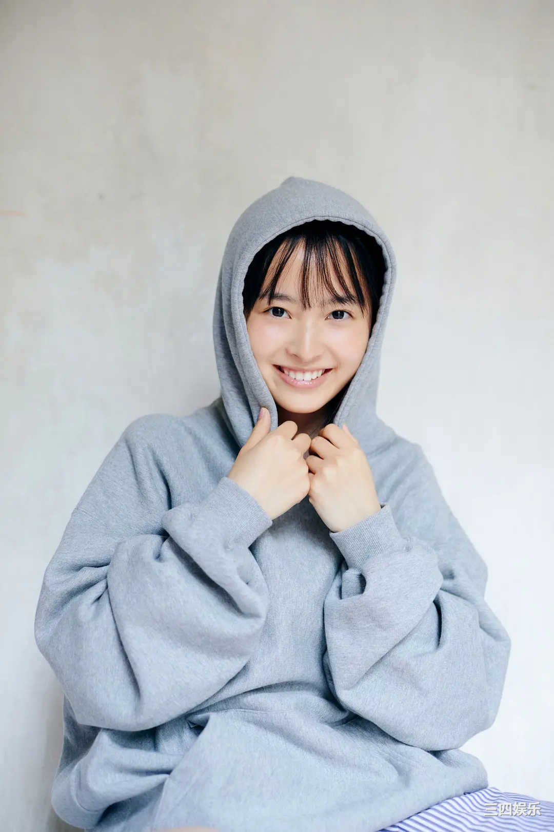 饭沼爱写真集《WHITE graph デジタル写真集》高清全本