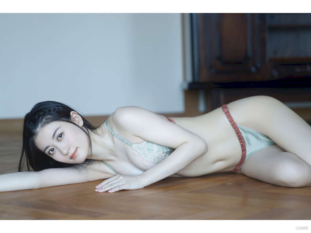 上西惠写真集《純白の艶肌》高清全本