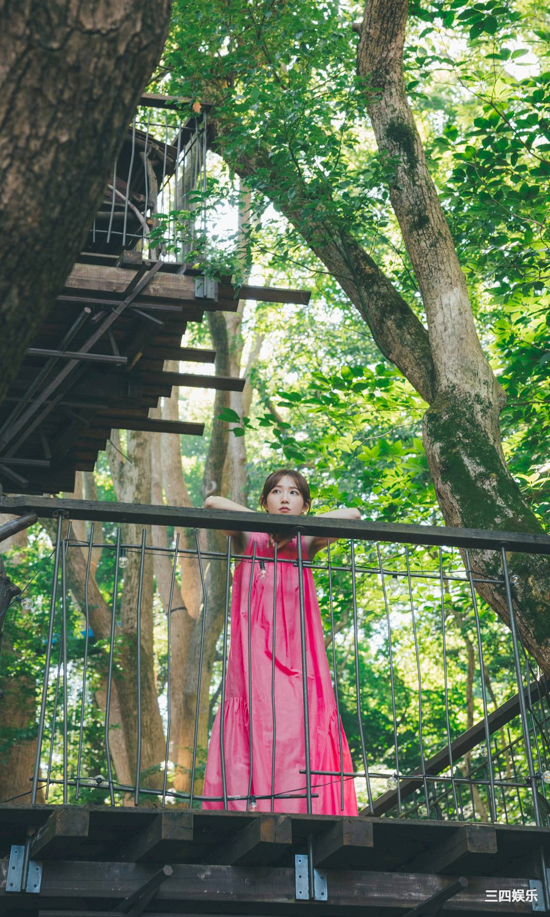 青山渚写真集《夏休みは終わらない。》高清全本