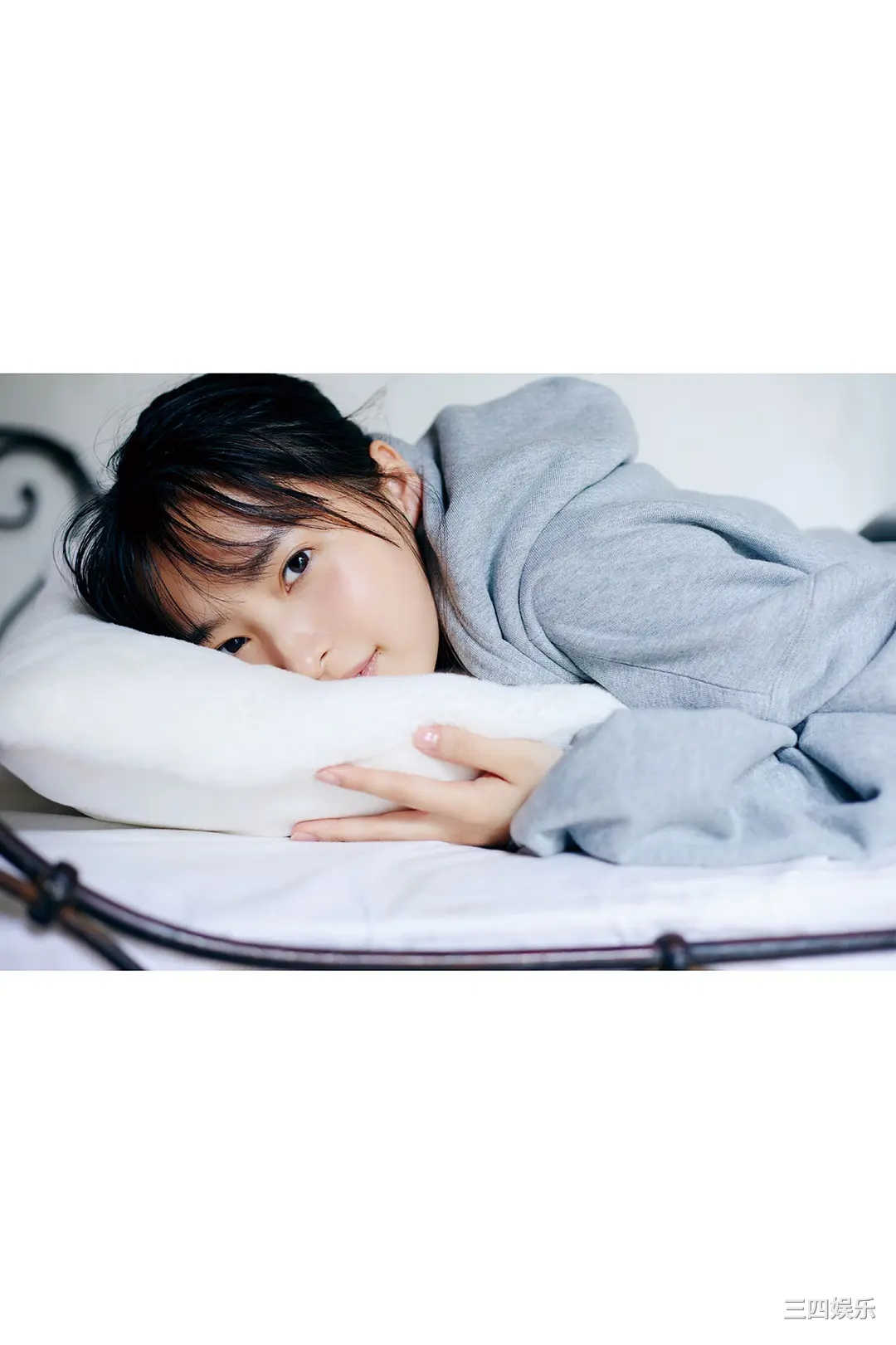 饭沼爱写真集《WHITE graph デジタル写真集》高清全本