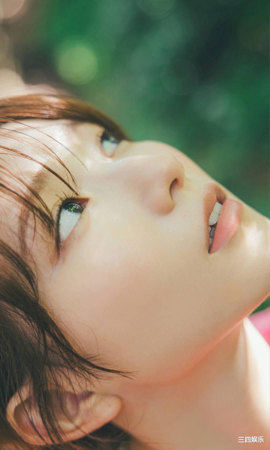 青山渚写真集《夏休みは終わらない。》高清全本