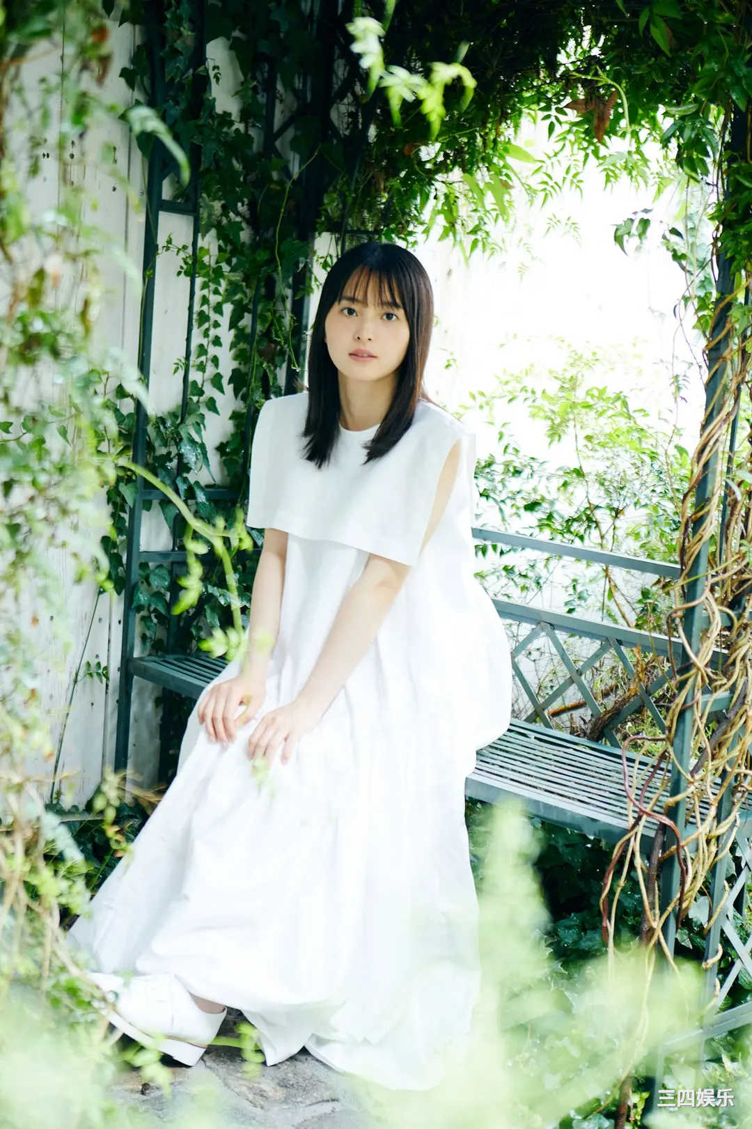 饭沼爱写真集《WHITE graph デジタル写真集》高清全本