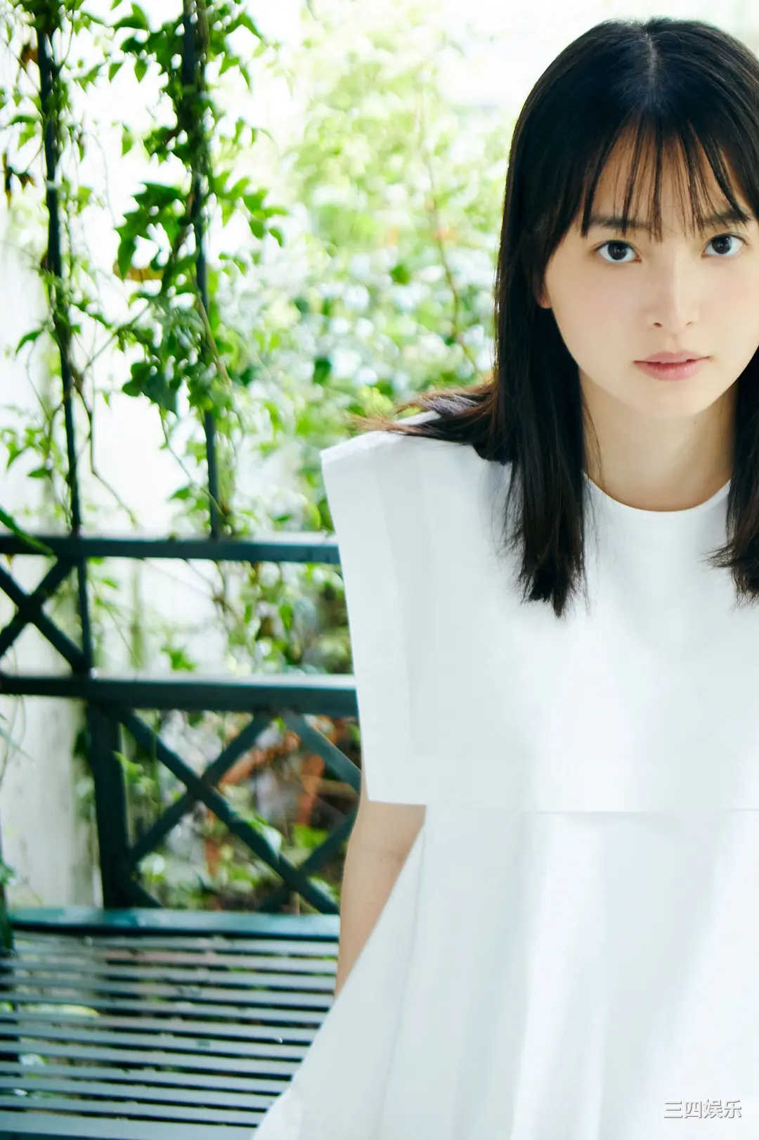 饭沼爱写真集《WHITE graph デジタル写真集》高清全本