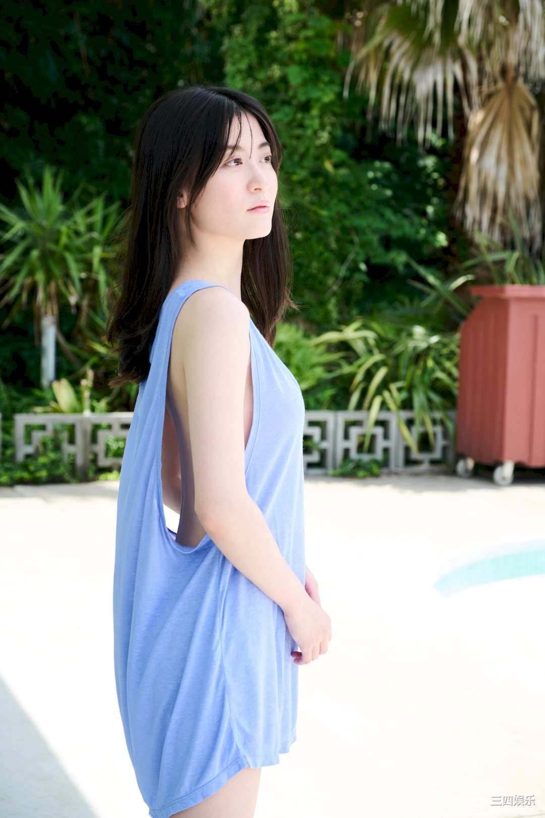 上西惠写真集《太陽はキミのもの　ｖｏｌ．１ – ｖｏｌ．3》高清全本