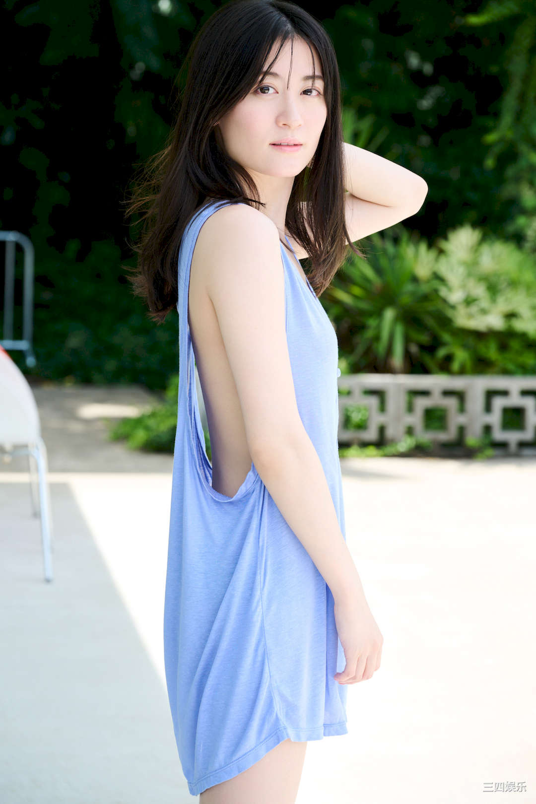 上西惠写真集《太陽はキミのもの　ｖｏｌ．１ – ｖｏｌ．3》高清全本