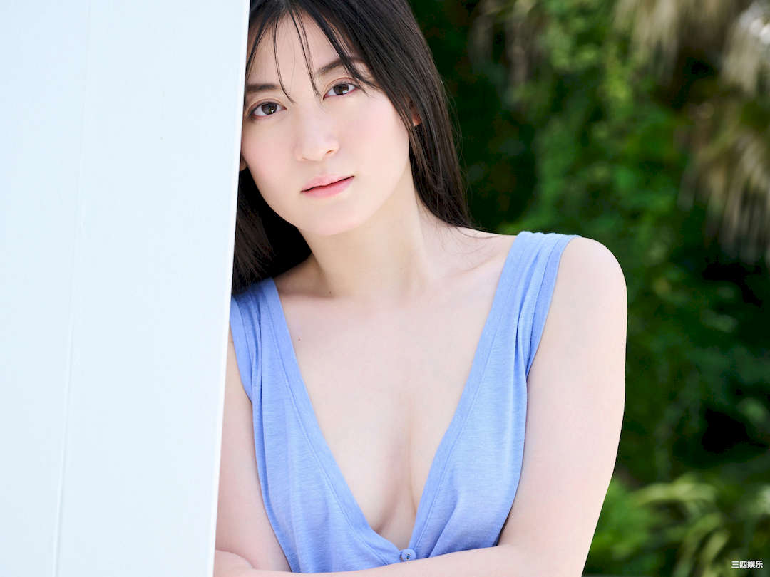 上西惠写真集《太陽はキミのもの　ｖｏｌ．１ – ｖｏｌ．3》高清全本