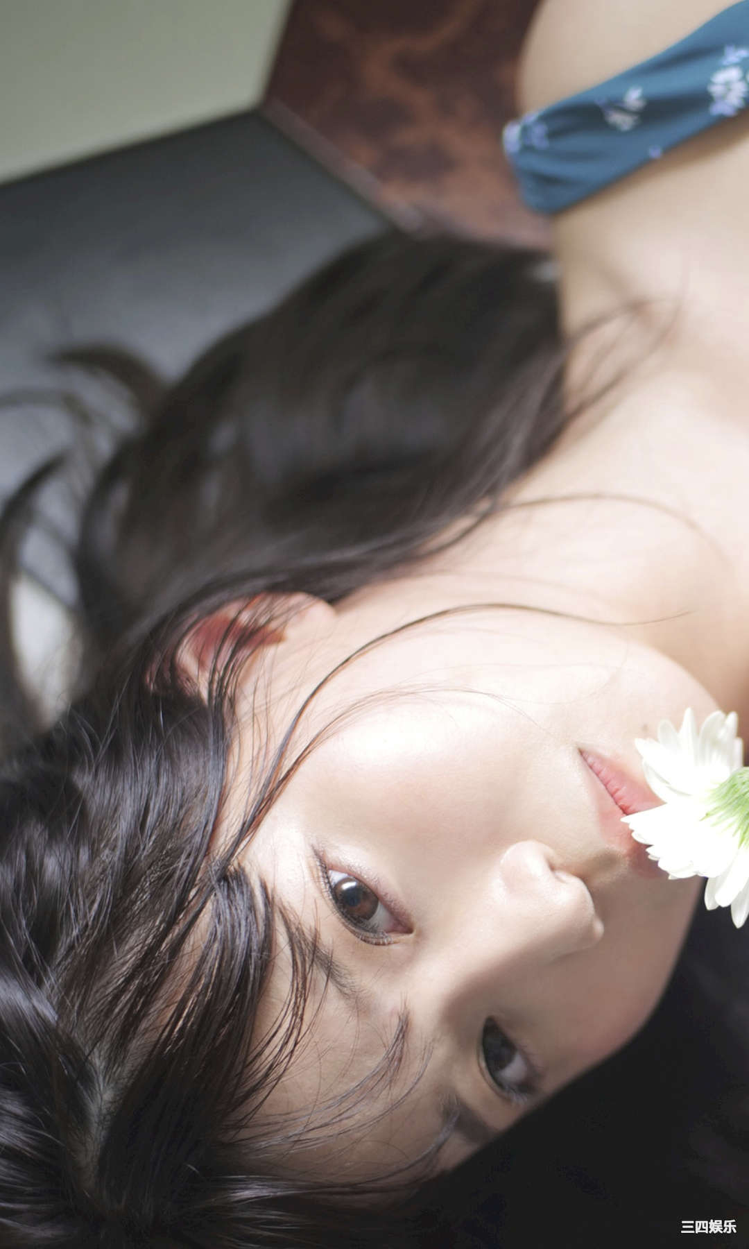 亚咲花写真集《太陽が教えてくれた》高清全本