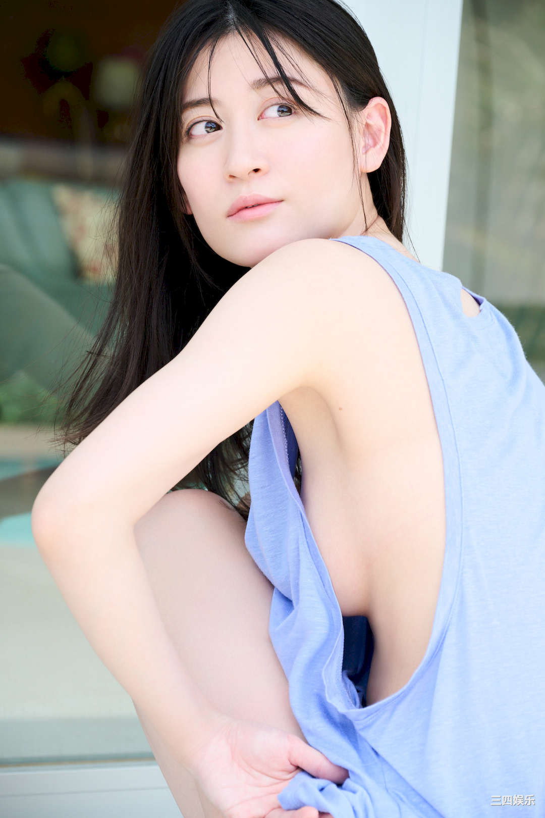 上西惠写真集《太陽はキミのもの　ｖｏｌ．１ – ｖｏｌ．3》高清全本