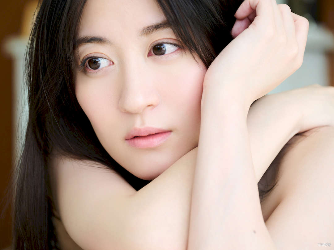 上西惠写真集《太陽はキミのもの　ｖｏｌ．１ – ｖｏｌ．3》高清全本