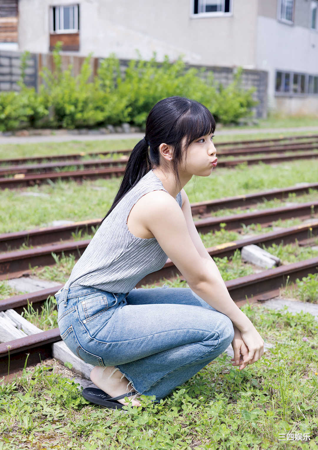 岬なこ1ST写真集《なこのとなり》高清全本