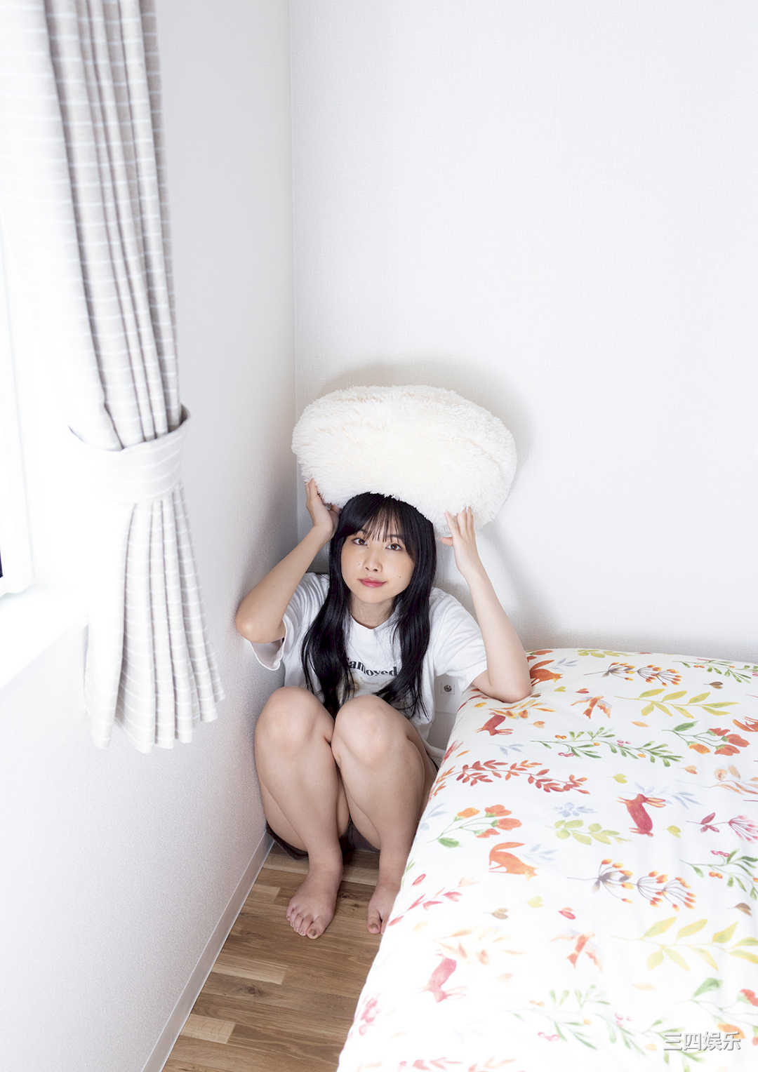 岬なこ1ST写真集《なこのとなり》高清全本