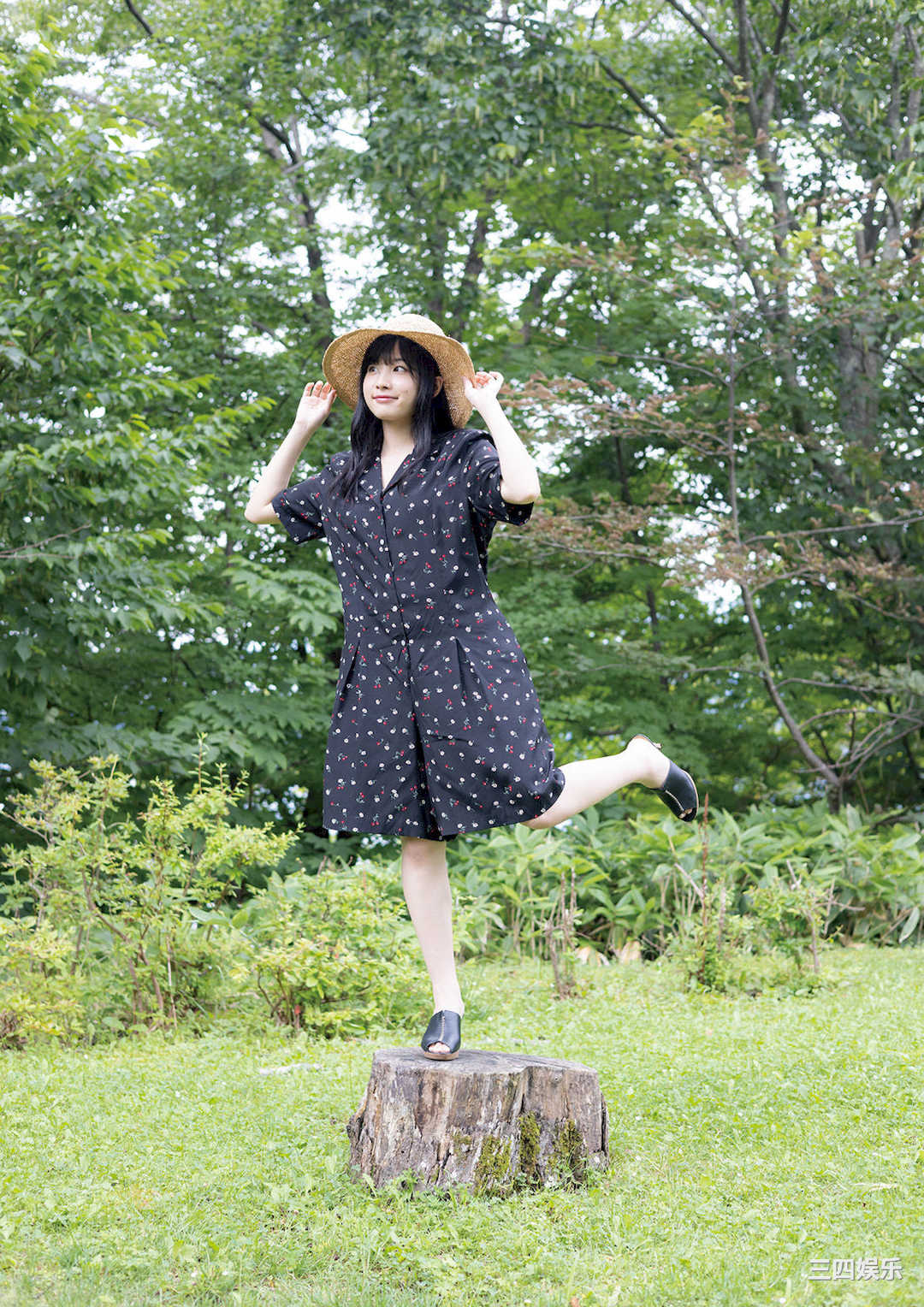 岬なこ1ST写真集《なこのとなり》高清全本