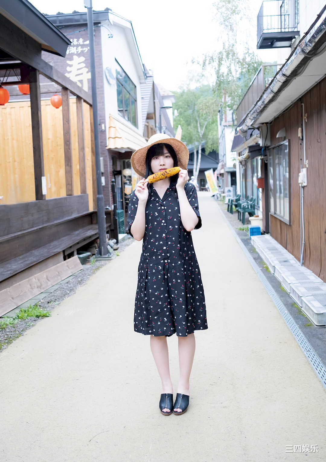 岬なこ1ST写真集《なこのとなり》高清全本