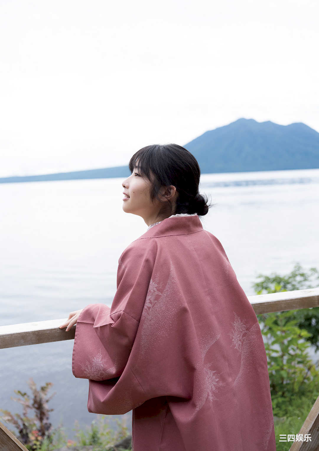 岬なこ1ST写真集《なこのとなり》高清全本