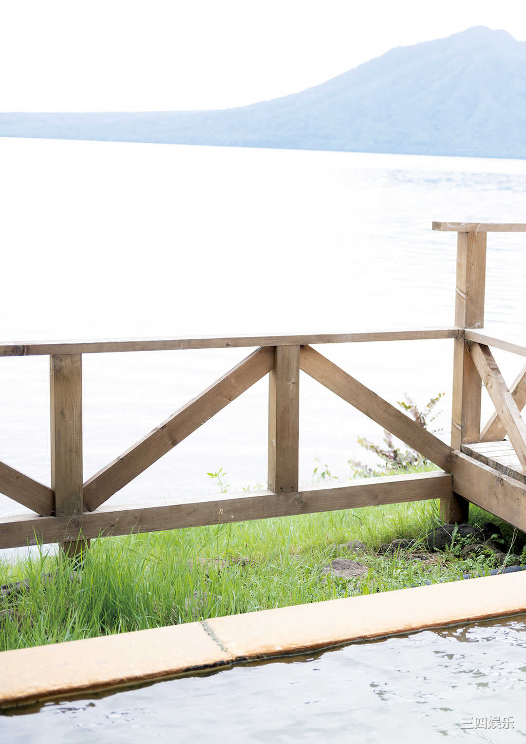 岬なこ1ST写真集《なこのとなり》高清全本