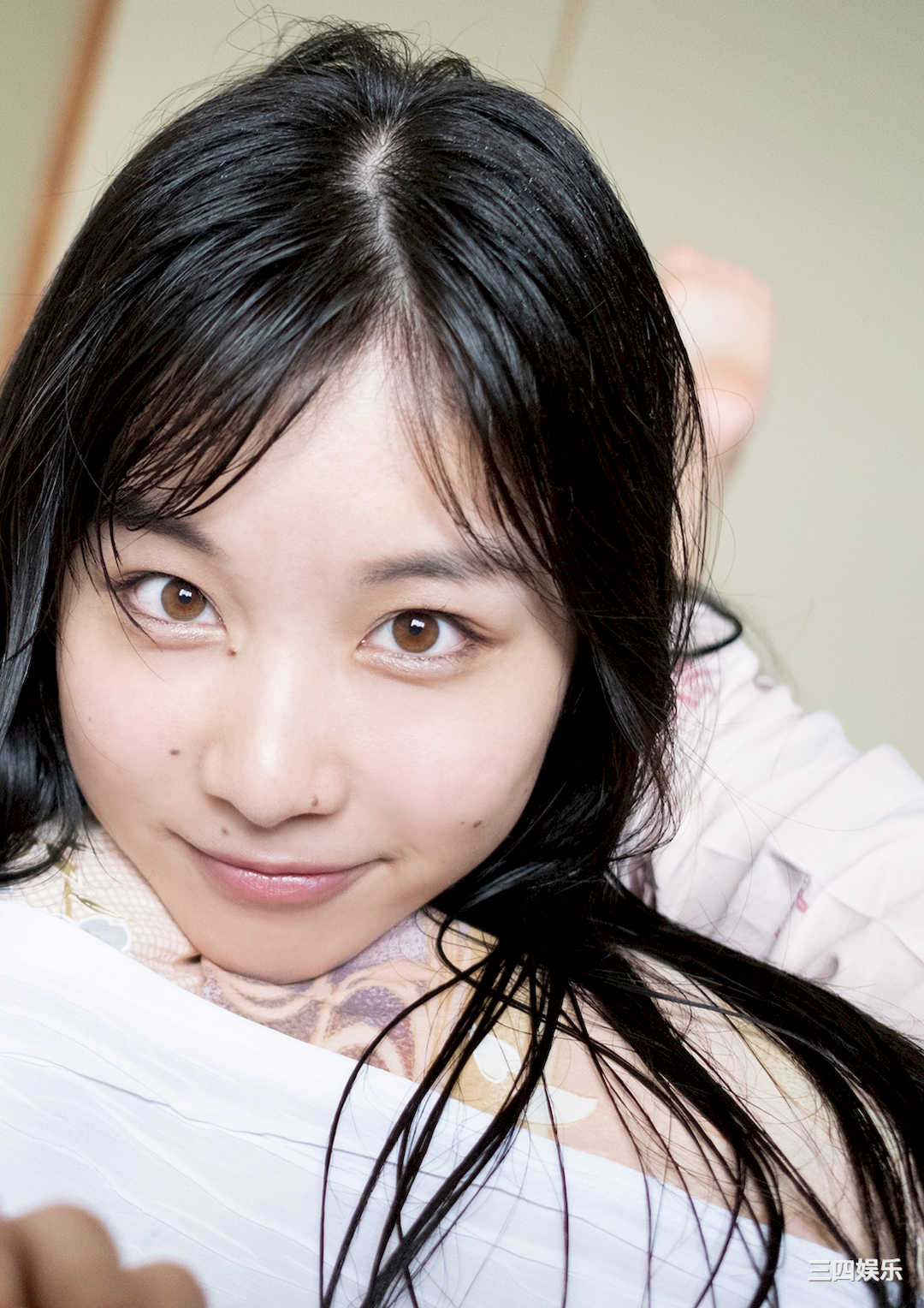 岬なこ1ST写真集《なこのとなり》高清全本