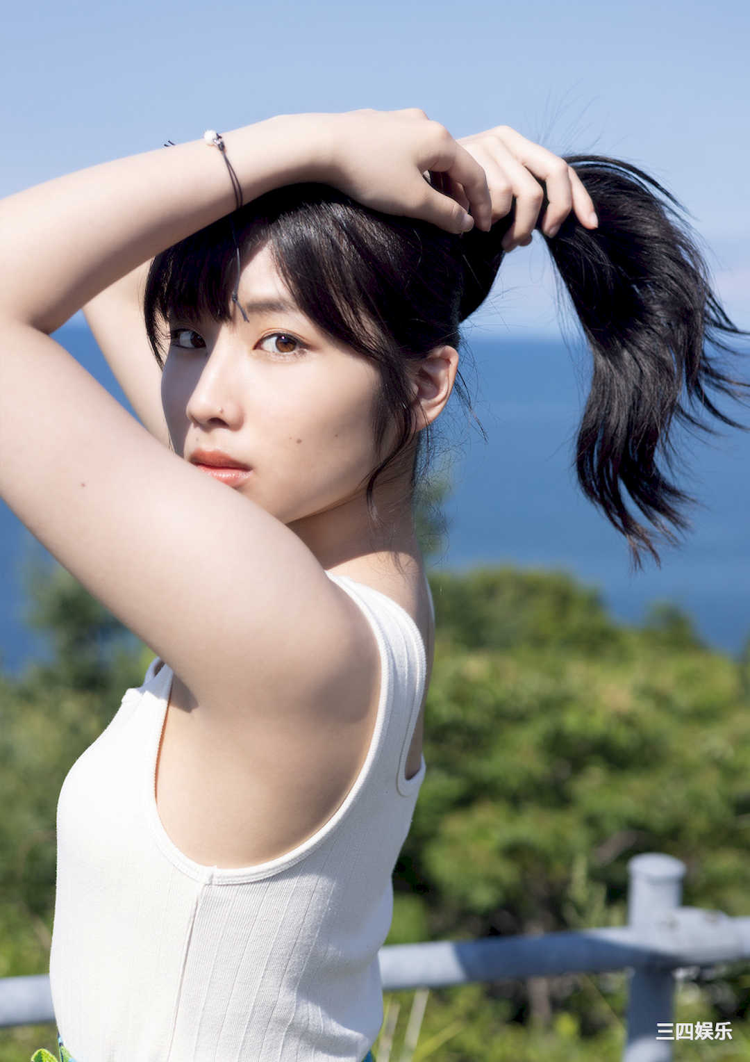 岬なこ1ST写真集《なこのとなり》高清全本