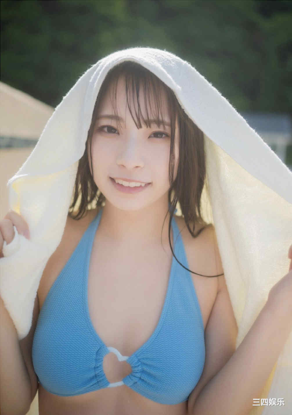 红羽りお写真集《ふれたくなる？》高清全本