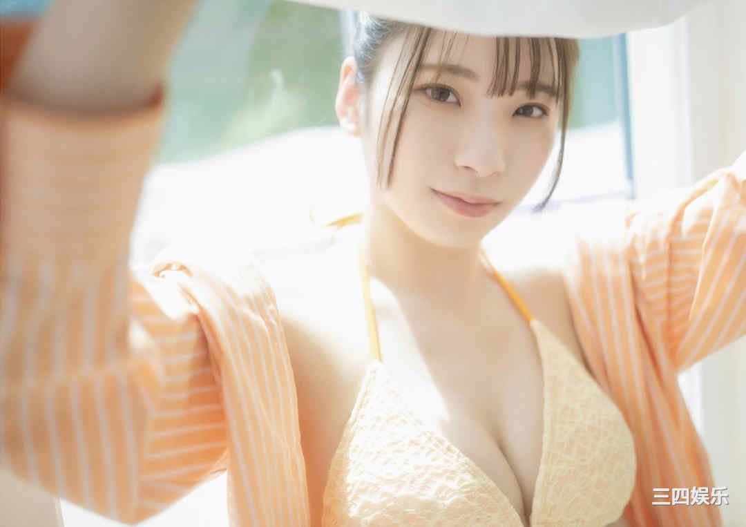 红羽りお写真集《ふれたくなる？》高清全本