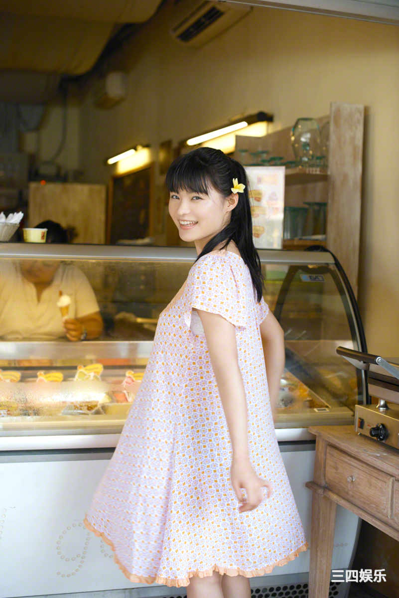 星名美津纪写真集《[Wanibooks] No.121 Mizuki Hosina 星名美津紀》高清全本