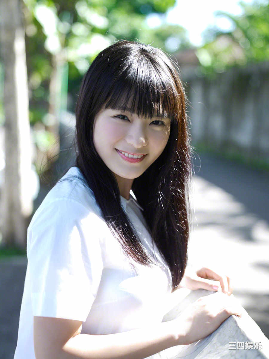 星名美津纪写真集《[Wanibooks] No.121 Mizuki Hosina 星名美津紀》高清全本