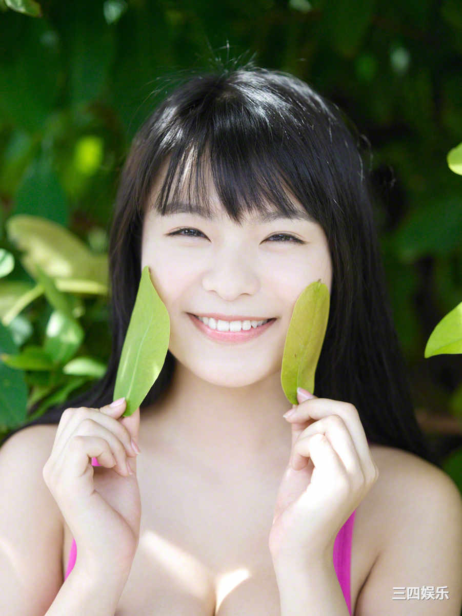 星名美津纪写真集《[Wanibooks] No.121 Mizuki Hosina 星名美津紀》高清全本