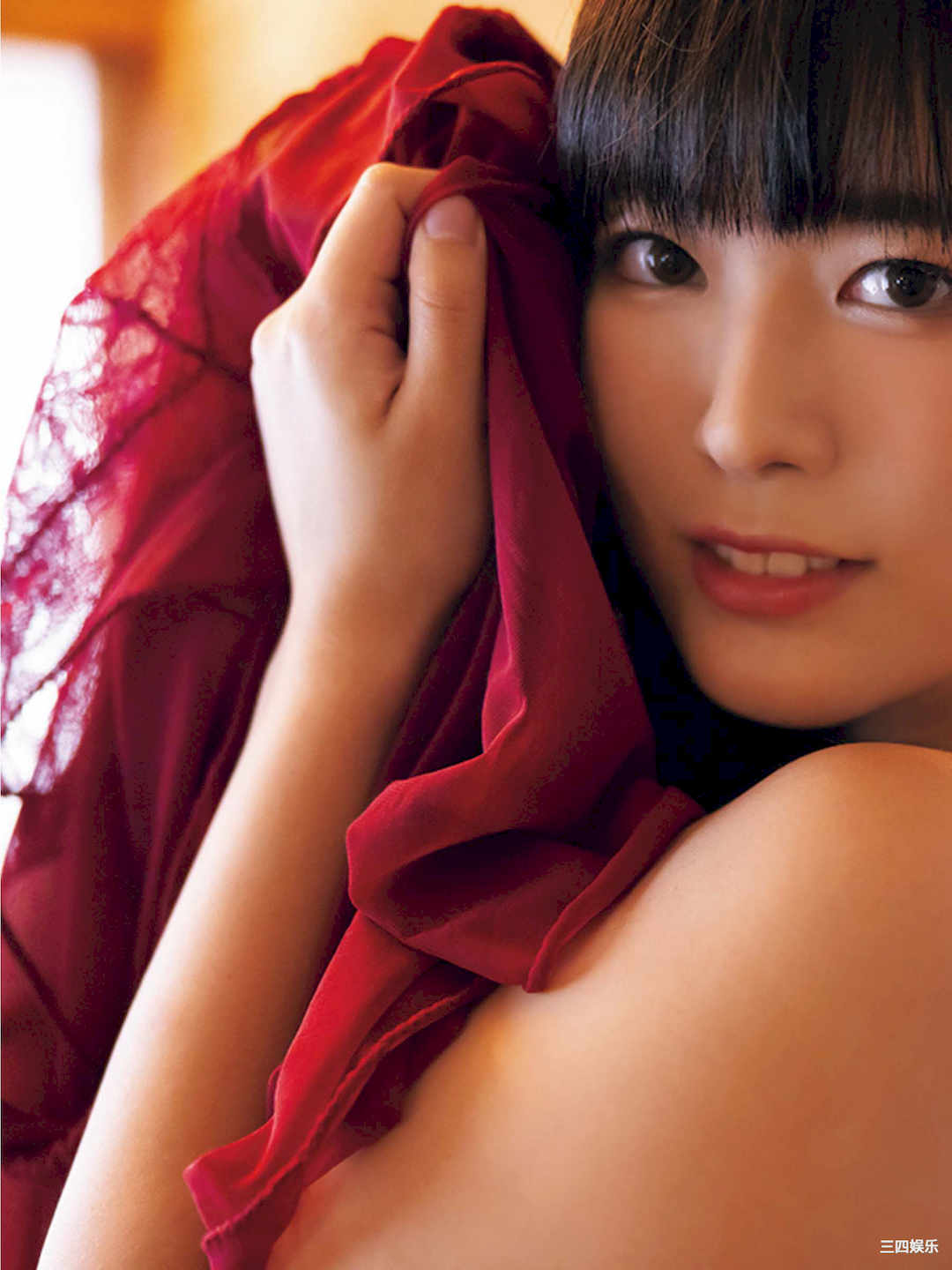 東雲うみ写真集《うみの瞳に恋してる》高清全本