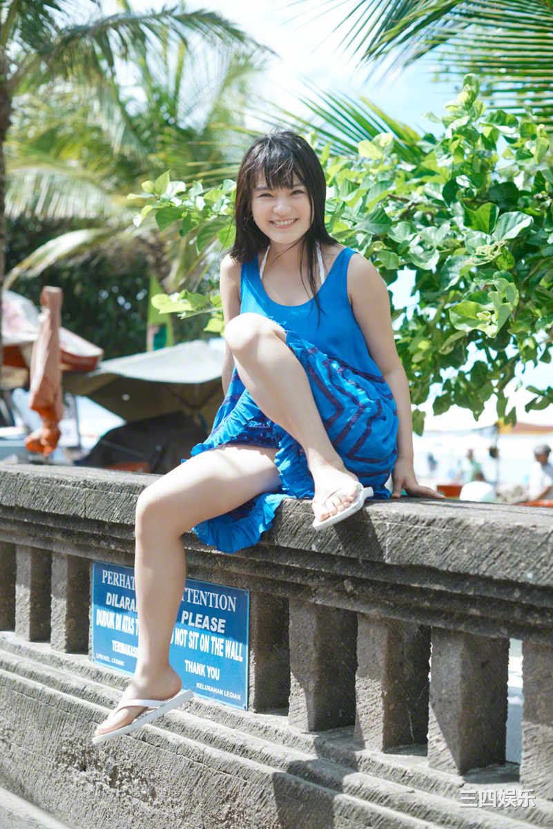 星名美津纪写真集《[Wanibooks] No.121 Mizuki Hosina 星名美津紀》高清全本