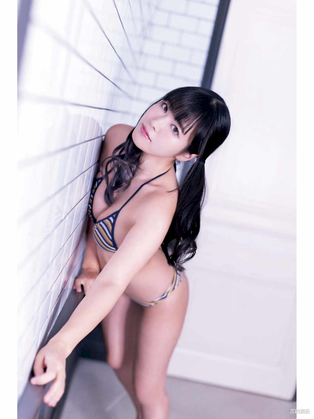 東雲うみ写真集《うみの瞳に恋してる》高清全本