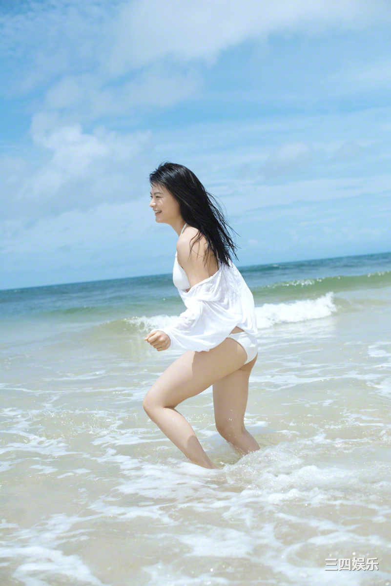 星名美津纪写真集《[Wanibooks] No.121 Mizuki Hosina 星名美津紀》高清全本